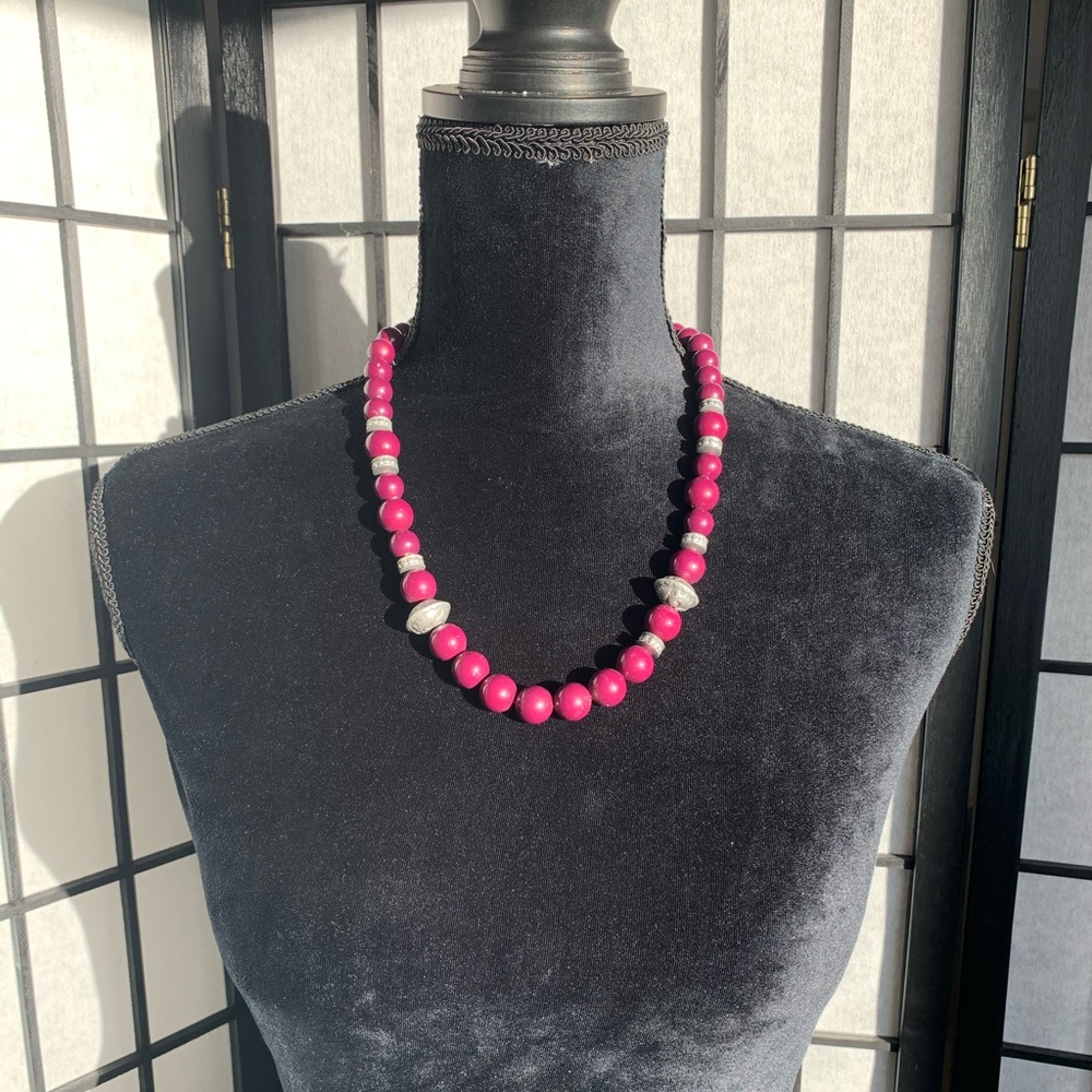 70’s Vintage Beaded Necklace